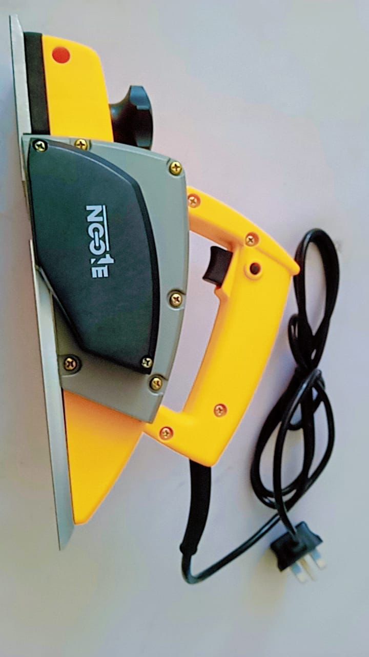 ارة خشب كهرباء 620 واط Noo1  .